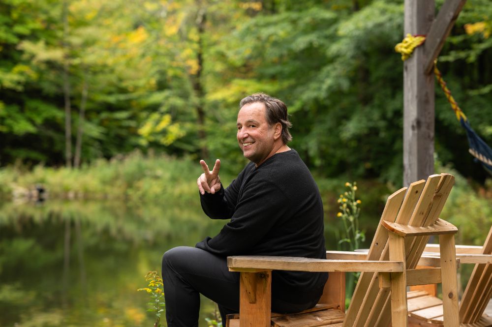 Christian Lefebvre au bord de l'étang